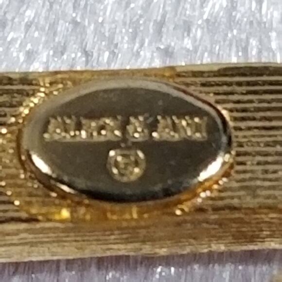 Alex and Ani gold tone USA pin red white blue stones 1.1427 - Picture 5 of 7